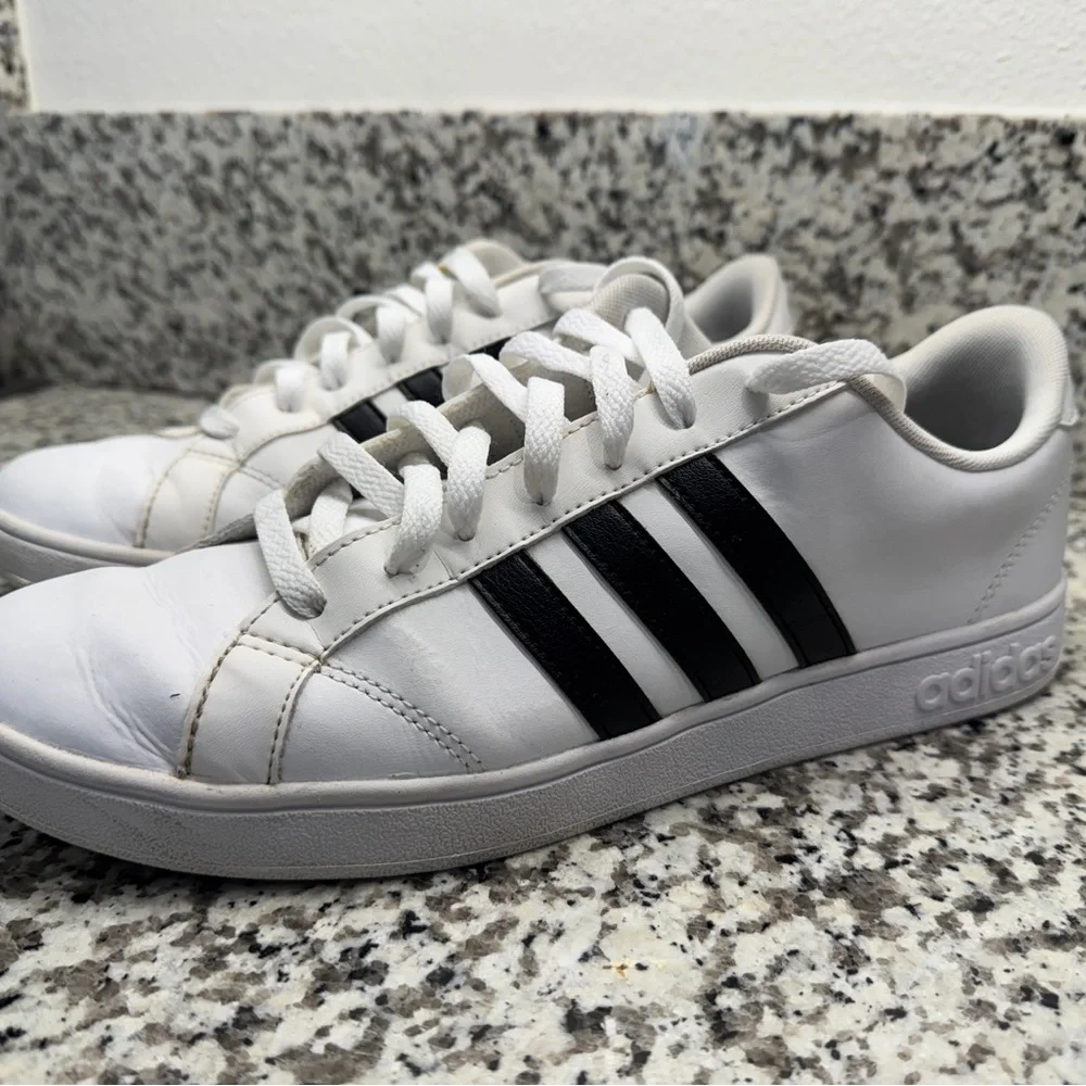Adidas - White Baseline Sneakers with Black Stripes - Men’s 10.5